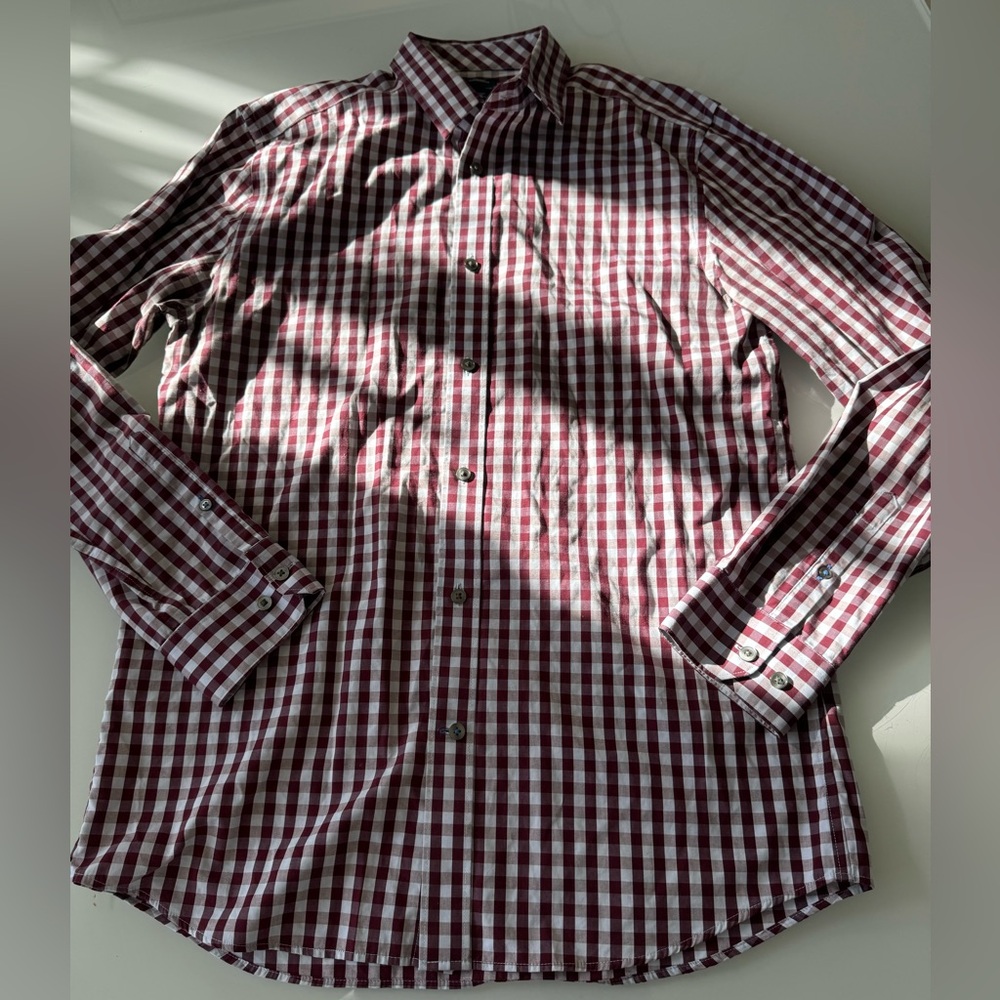 Gap shirt - size M (15-15.5)